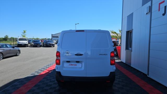 Toyota Proace image 2