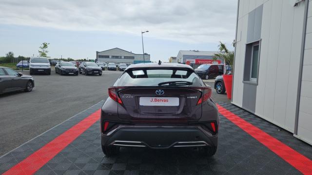 Toyota C-Hr image 8