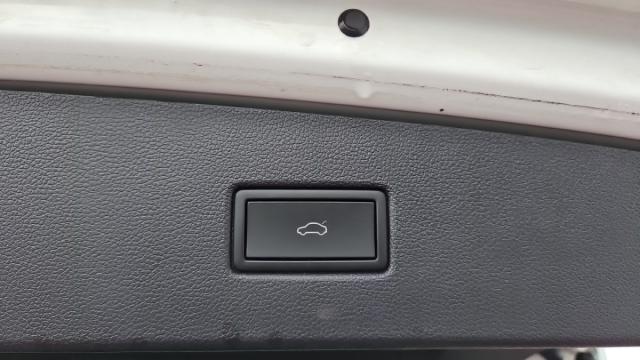 Volkswagen Tiguan image 6