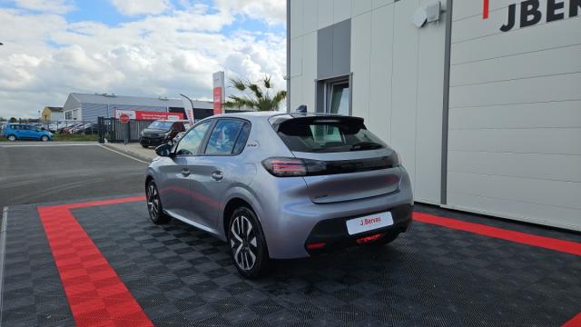 Peugeot 208 image 2