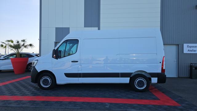Renault Master image 2