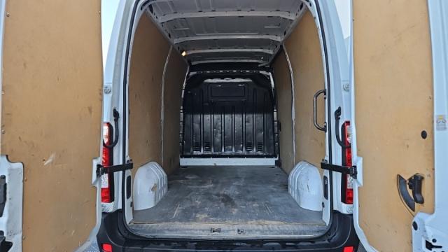 Renault Master image 1