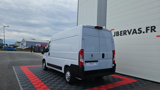 Peugeot Boxer image 8
