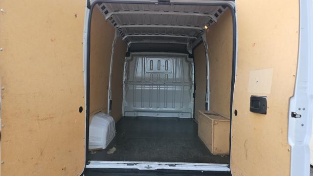 Peugeot Boxer image 4