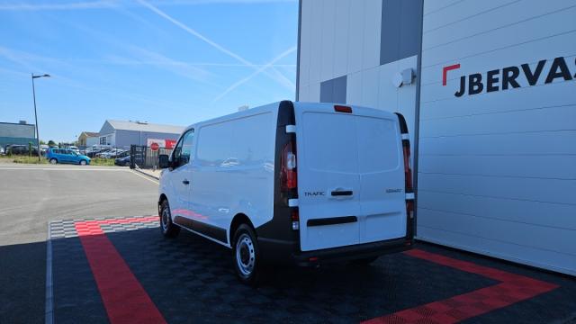 Renault Trafic image 9