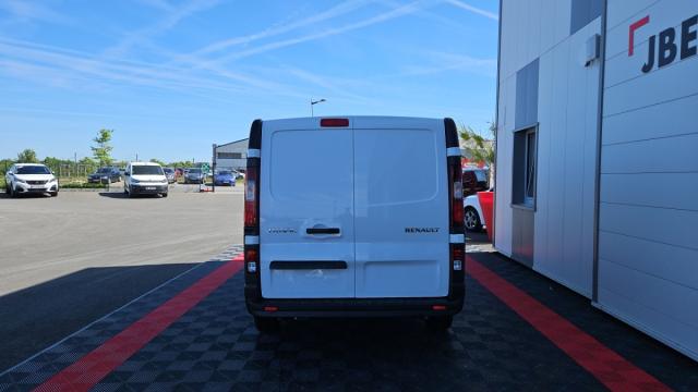 Renault Trafic image 7