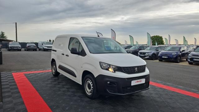 Peugeot Partner image 2
