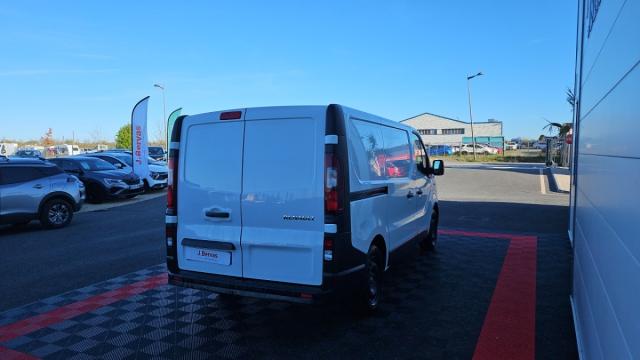 Renault Trafic image 4