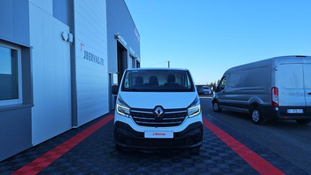 Renault Trafic image 2