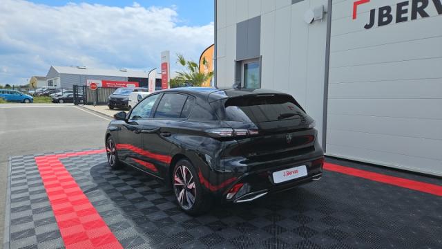 Peugeot 308 image 1