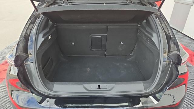 Peugeot 308 image 2
