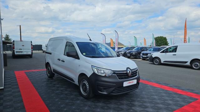 Renault Express Van image 2