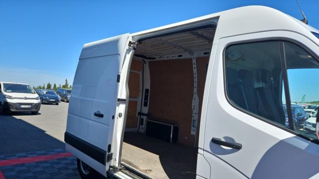 Renault Master image 9