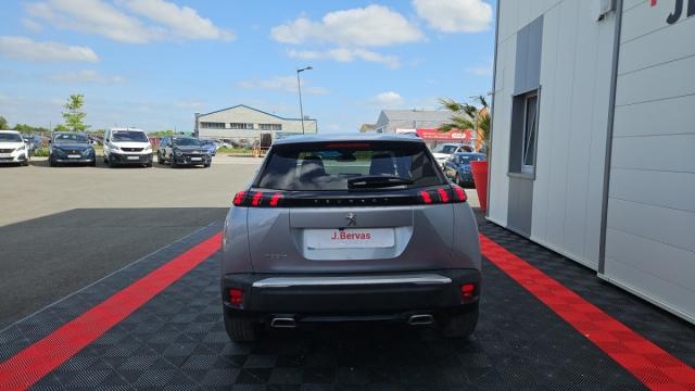 Peugeot 2008 image 9