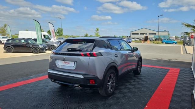 Peugeot 2008 image 8