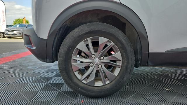 Peugeot 2008 image 6