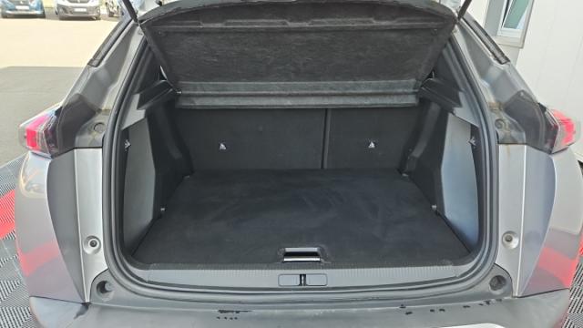 Peugeot 2008 image 2
