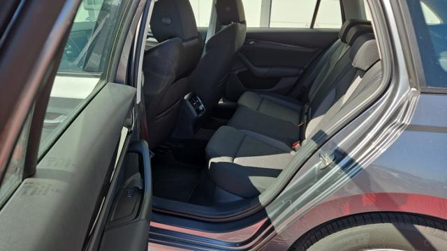 Skoda Octavia image 4