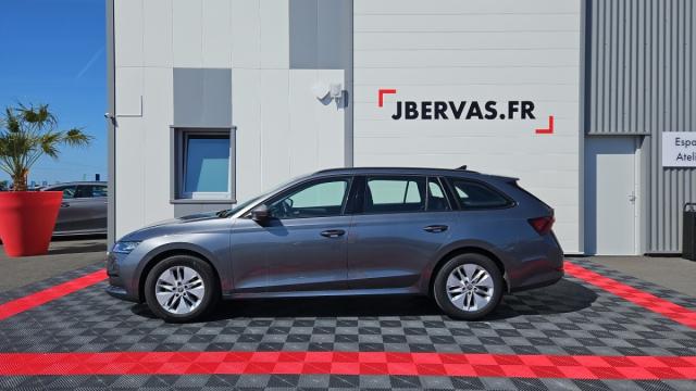 Skoda Octavia image 2