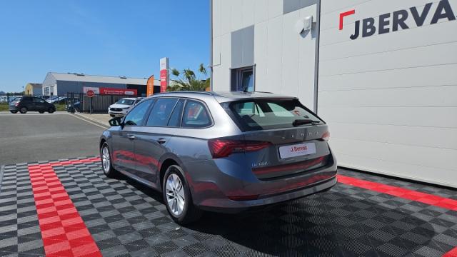 Skoda Octavia image 7