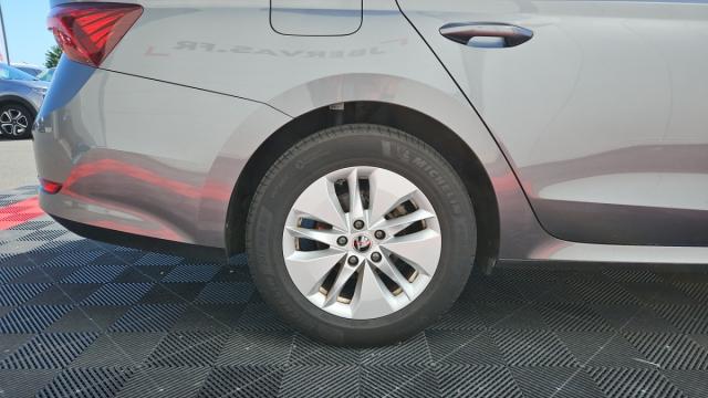 Skoda Octavia image 1
