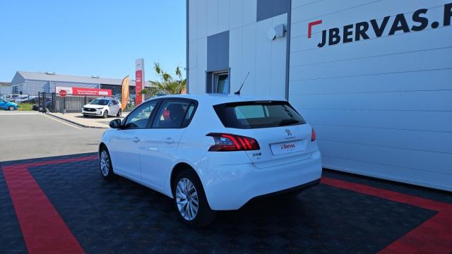 Peugeot 308 image 9