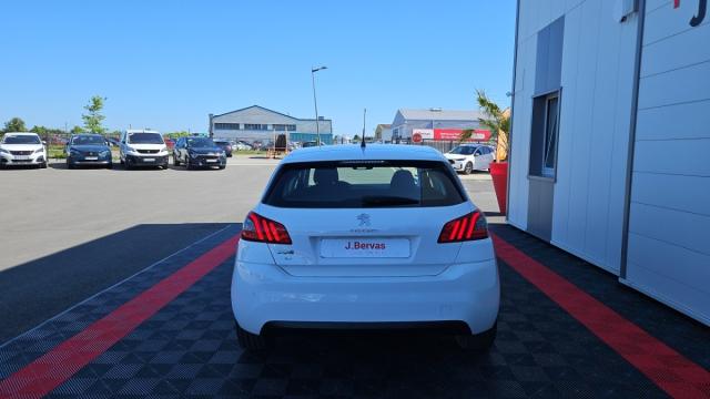 Peugeot 308 image 8