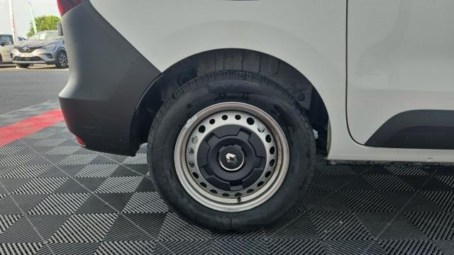 Renault Express Van image 3