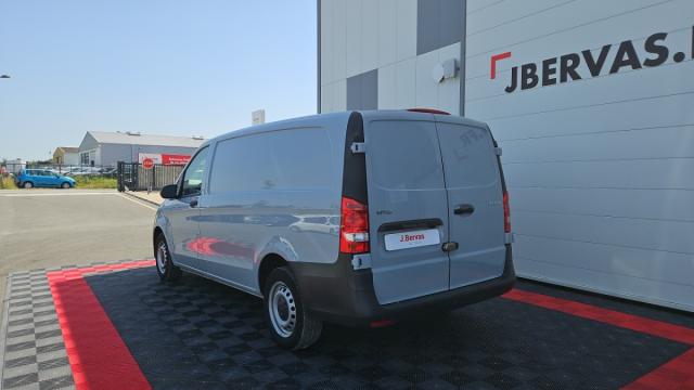 Mercedes Benz Vito image 9