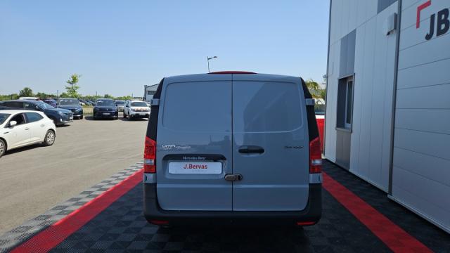 Mercedes Benz Vito image 8