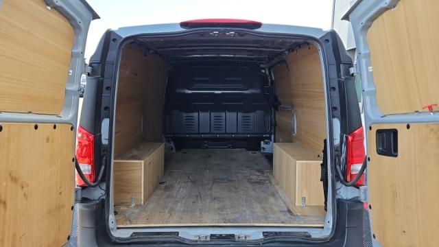 Mercedes Benz Vito image 5