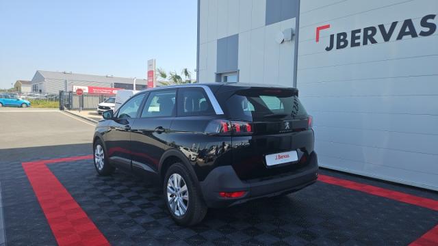 Peugeot 5008 image 6