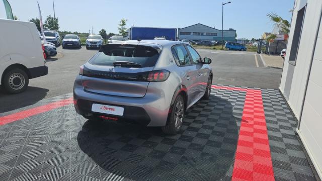 Peugeot 208 image 1