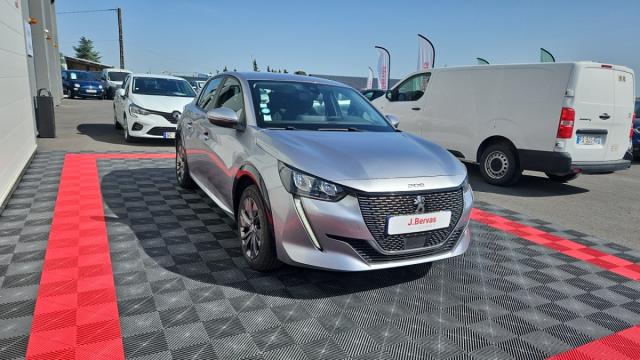 Peugeot 208 image 6