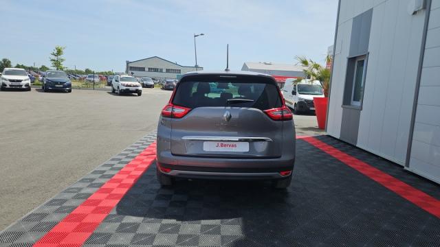 Renault Grand Scénic image 8