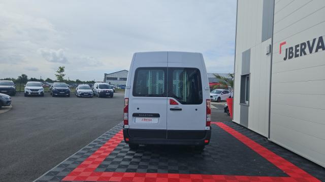 Renault Master Combi image 7