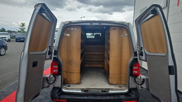 Volkswagen Transporter image 6