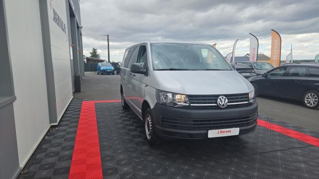 Volkswagen Transporter image 2