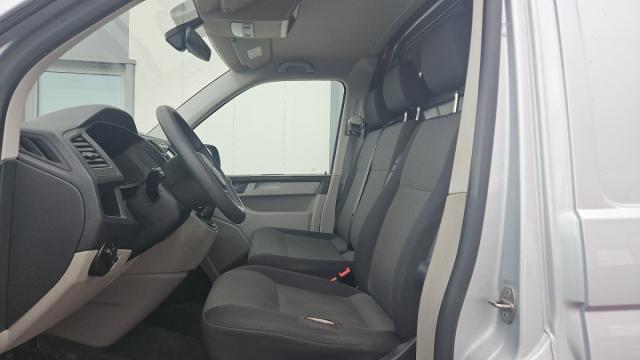 Volkswagen Transporter image 1