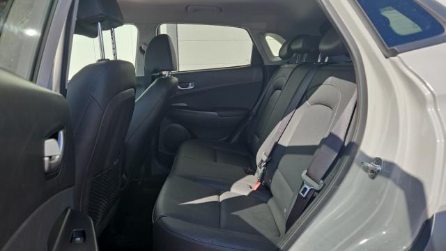 Hyundai Kona image 9
