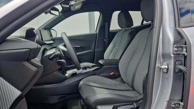 Peugeot 2008 image 6