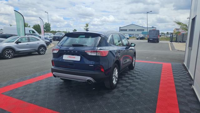 Ford Kuga image 9