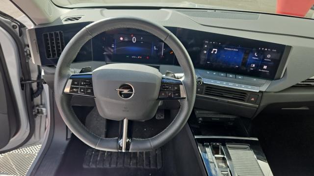 Opel Astra image 1