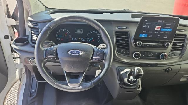Ford Transit Custom image 7