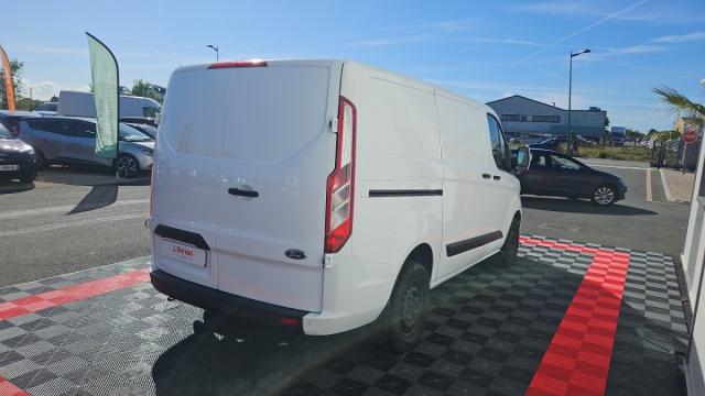 Ford Transit Custom image 2