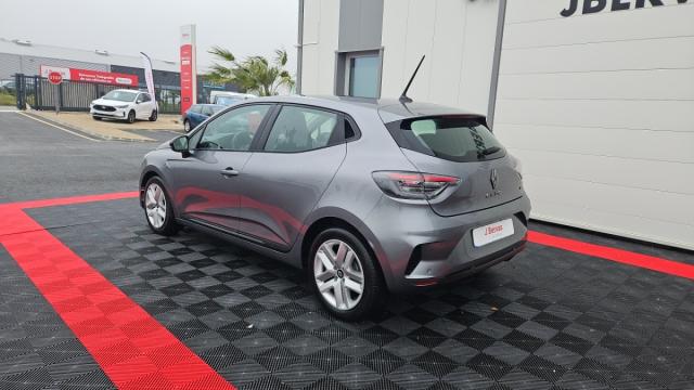 Renault Clio image 6