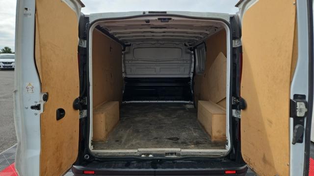 Renault Trafic image 9