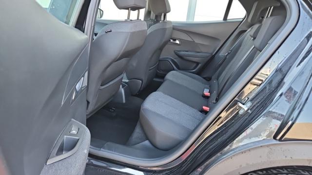 Peugeot 2008 image 4