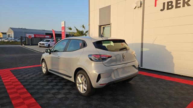 Renault Clio image 6