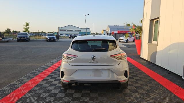 Renault Clio image 4